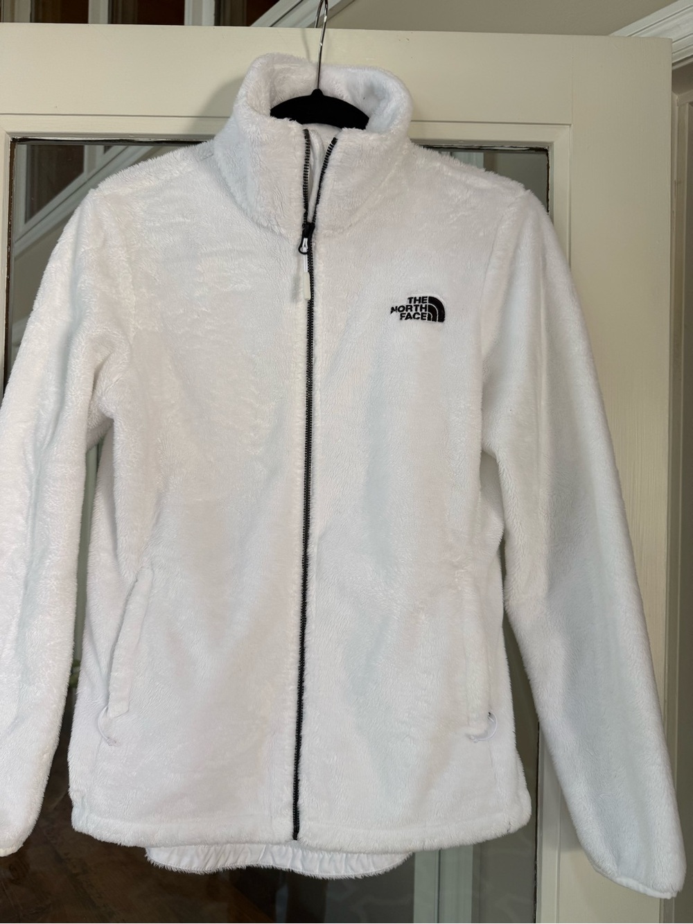 The North Face Women's White Ositio Fleece Jacket with Black Trim. EUC, Small